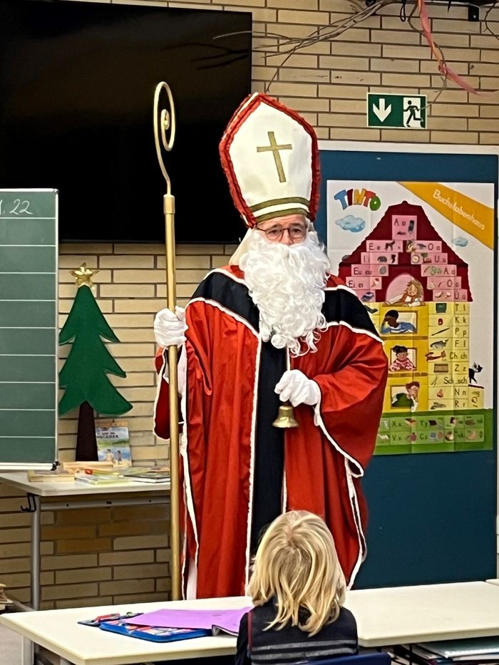 Nikolaus an der Pestalozzischule